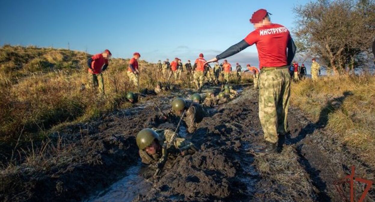 Испытания на краповый берет на Кубани. Фото пресс-служба Росгвардии: https://rosguard.gov.ru/News/Article/v-yuzhnom-okruge-rosgvardii-sostoyalos-kvalifikacionnoe-ispytanie-na-pravo-nosheniya--krapovogo-bereta